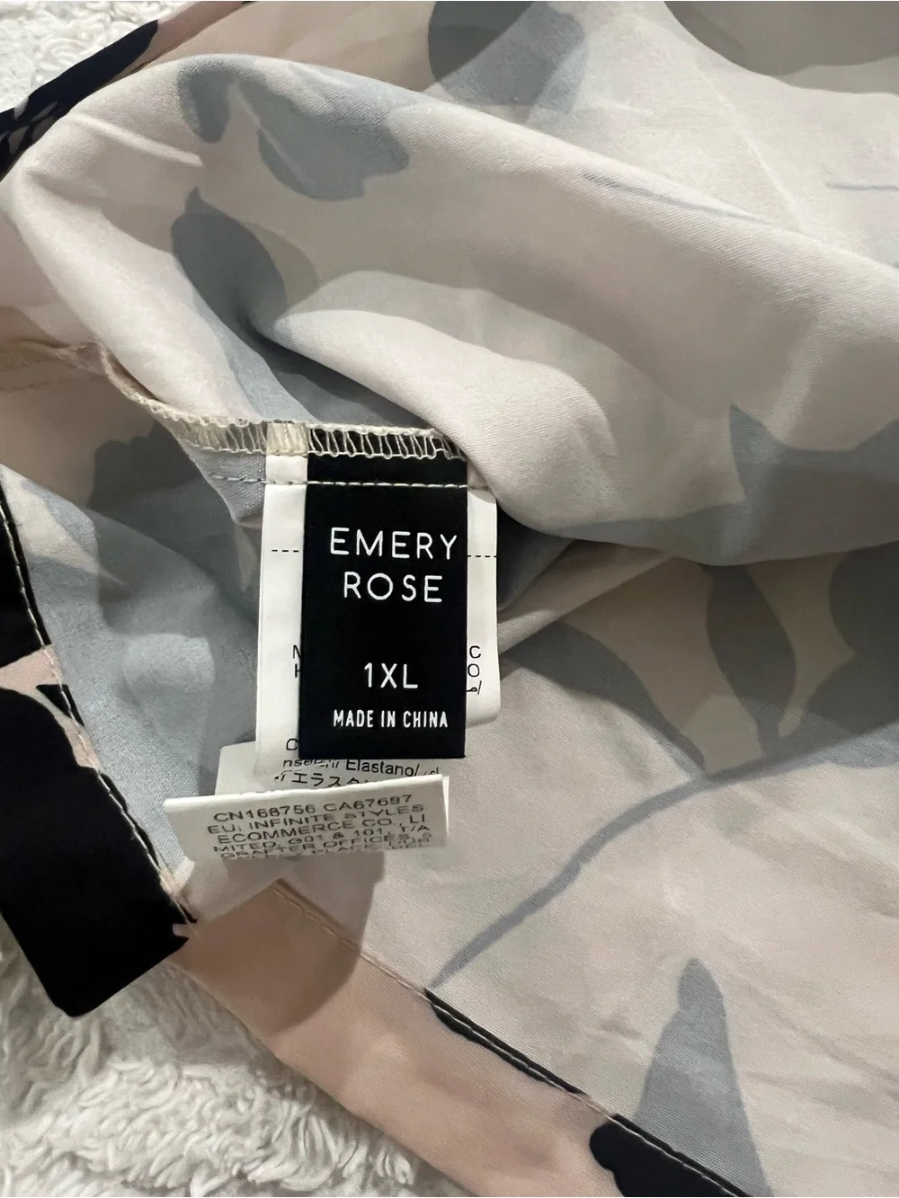 Emery Rose High-Rise Paperbag Floral Shorts in Blush and Black